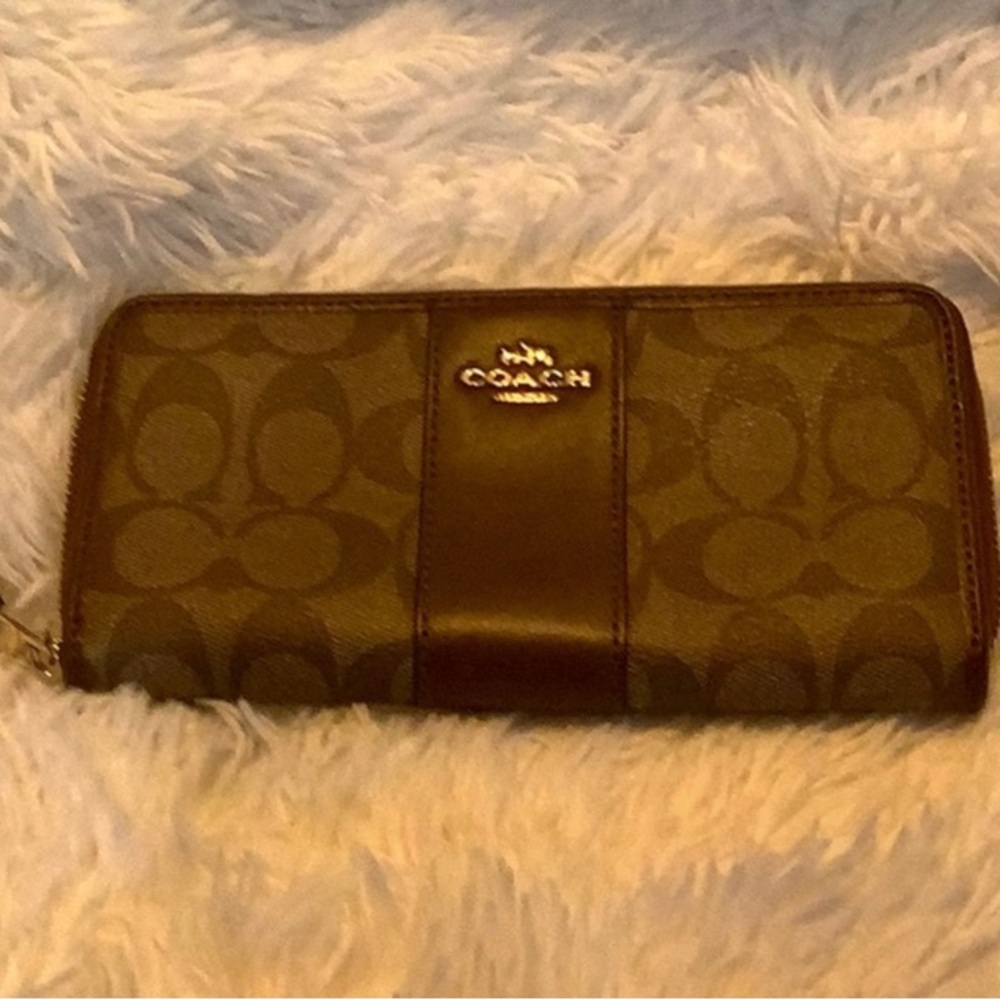 Coach Zip Around Wallet